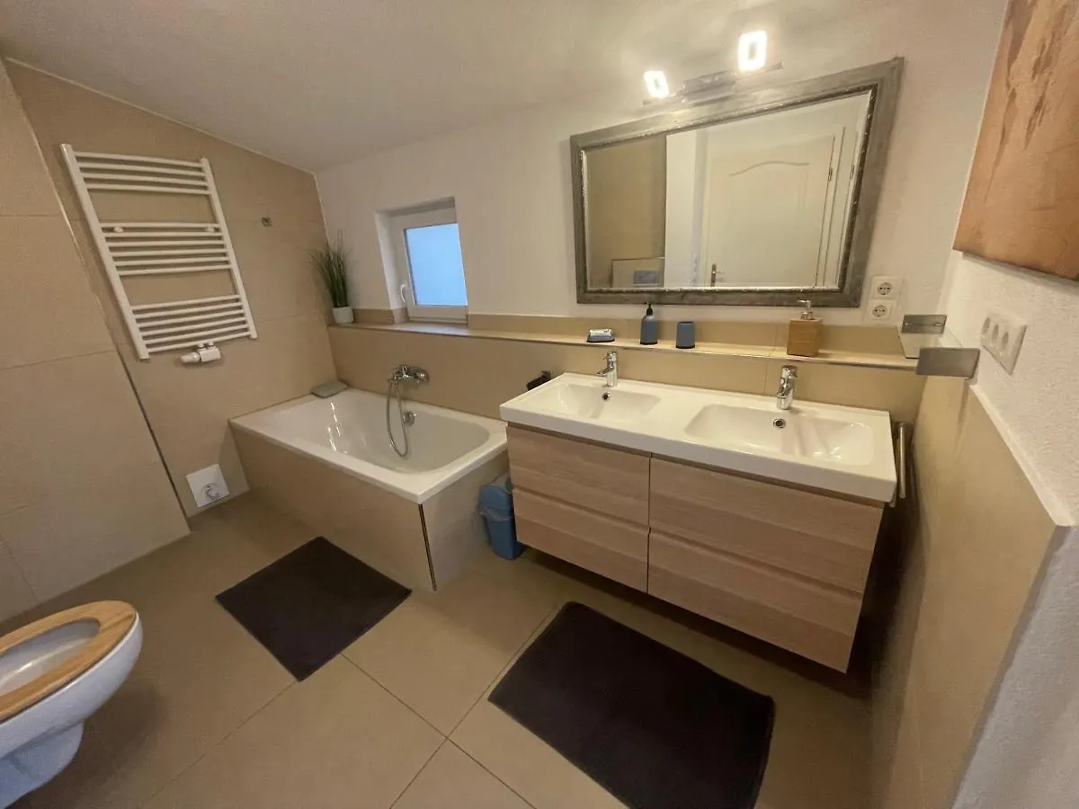 Familien Ferienhaus In Memmingen 3 Zimmer Mit 2 Baedern 0*,  Germany
